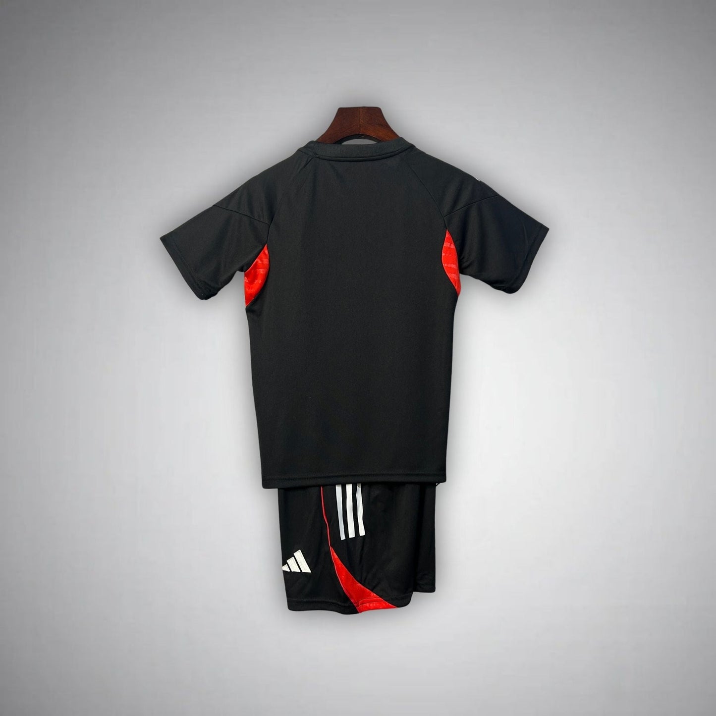 25/26 SL Benfica Training Kids Size Kit