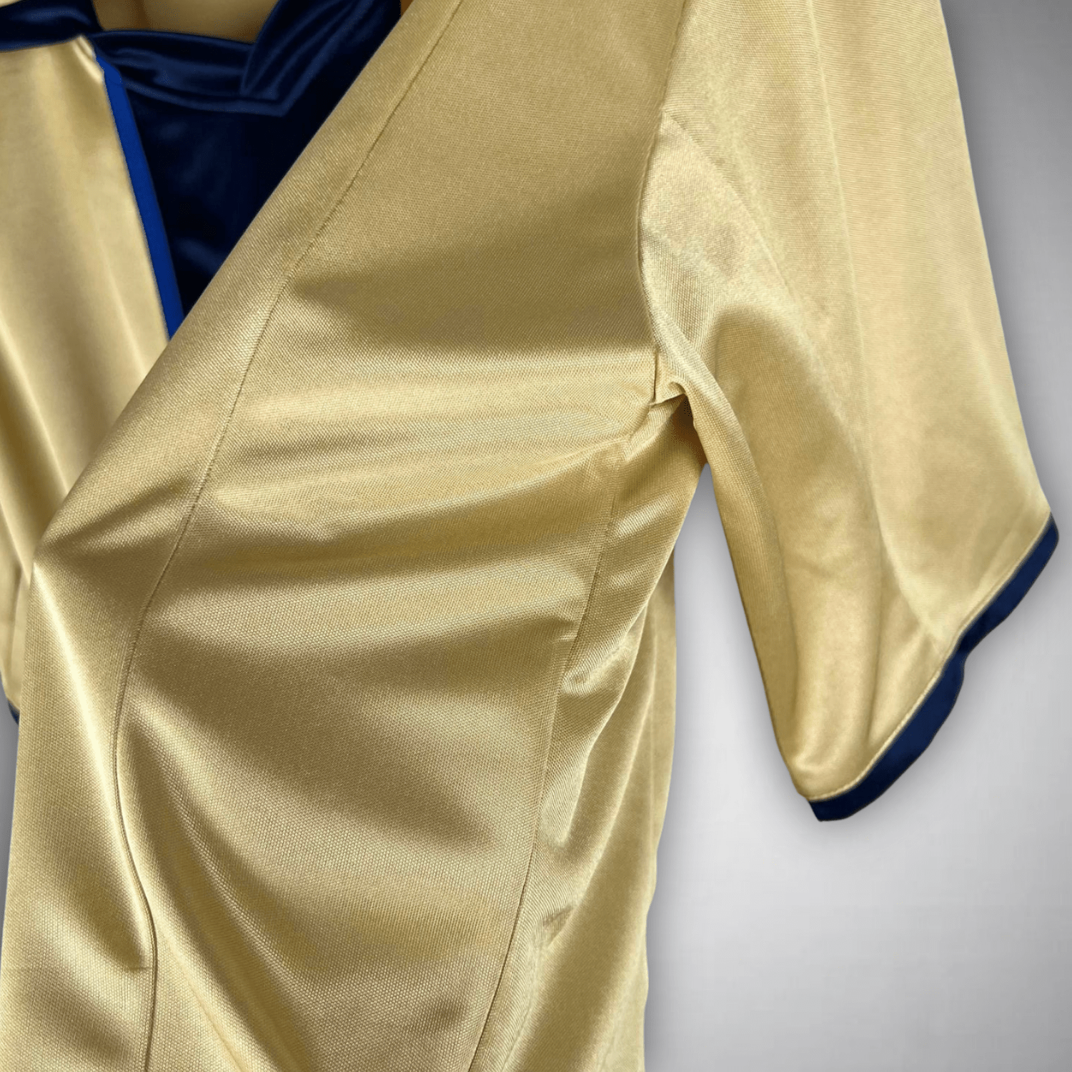 02/03 FC Barcelona Gold Away Retro Kit