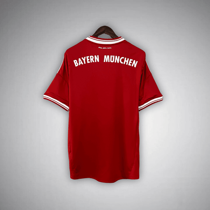 13/14 FC Bayern Home Premium Kit