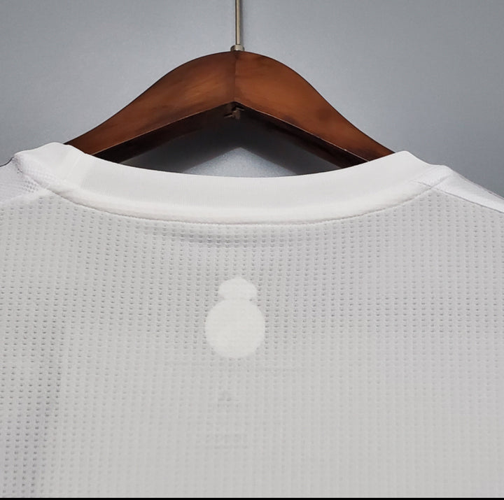 15/16 Real Madrid Home Kit