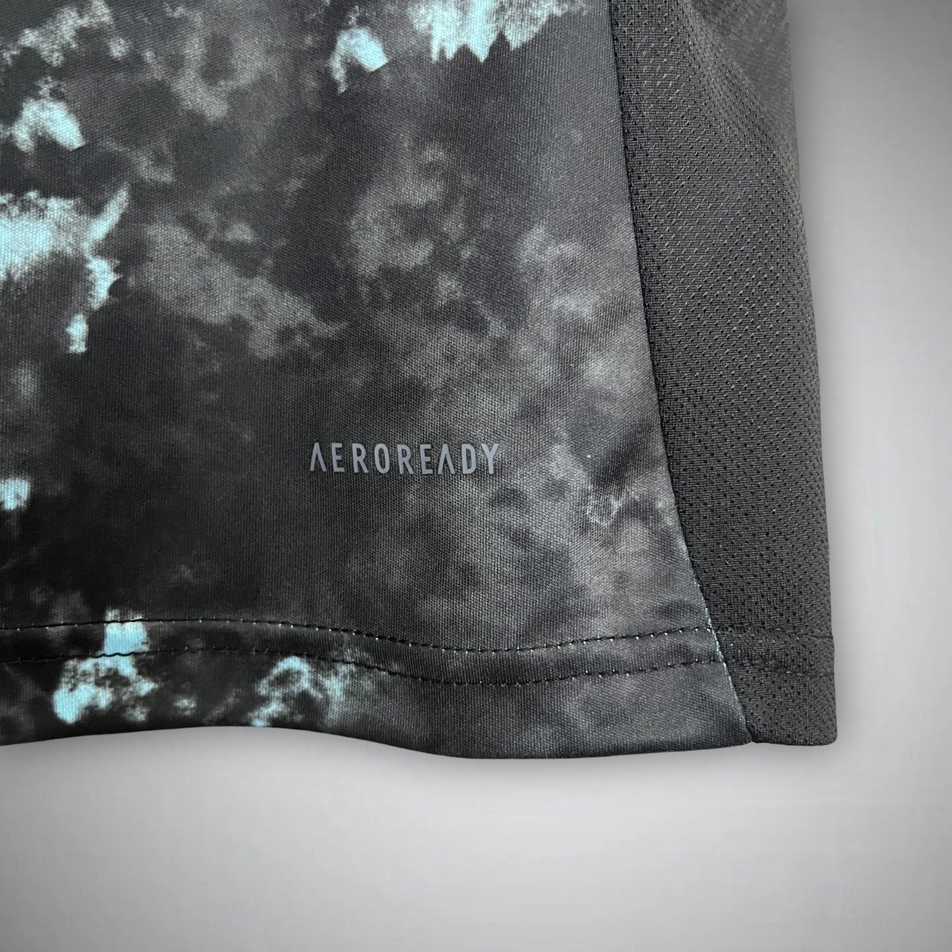 24/25 Bayern München Away Premium Kit