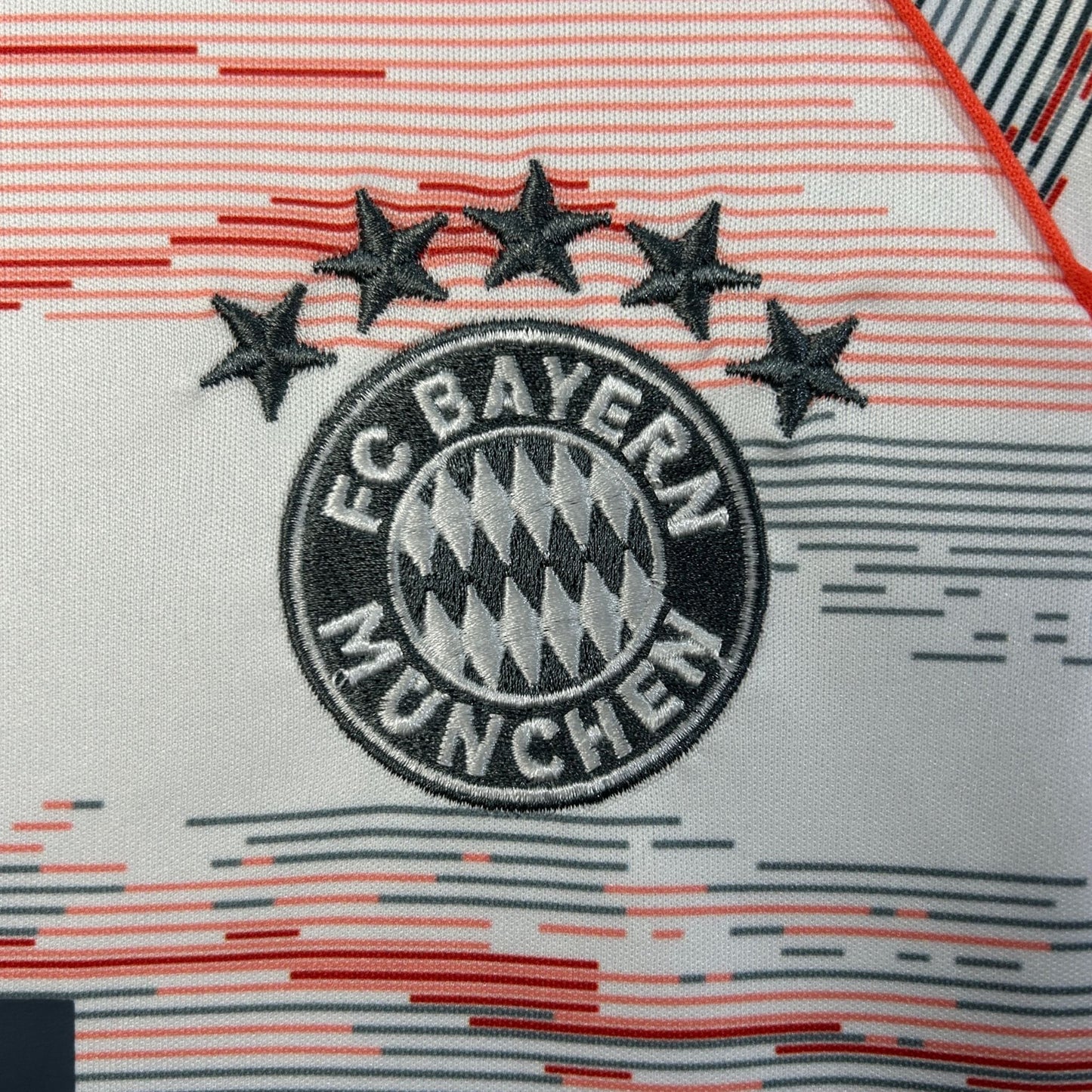 25/26 FC Bayern Away Kids Size Kit