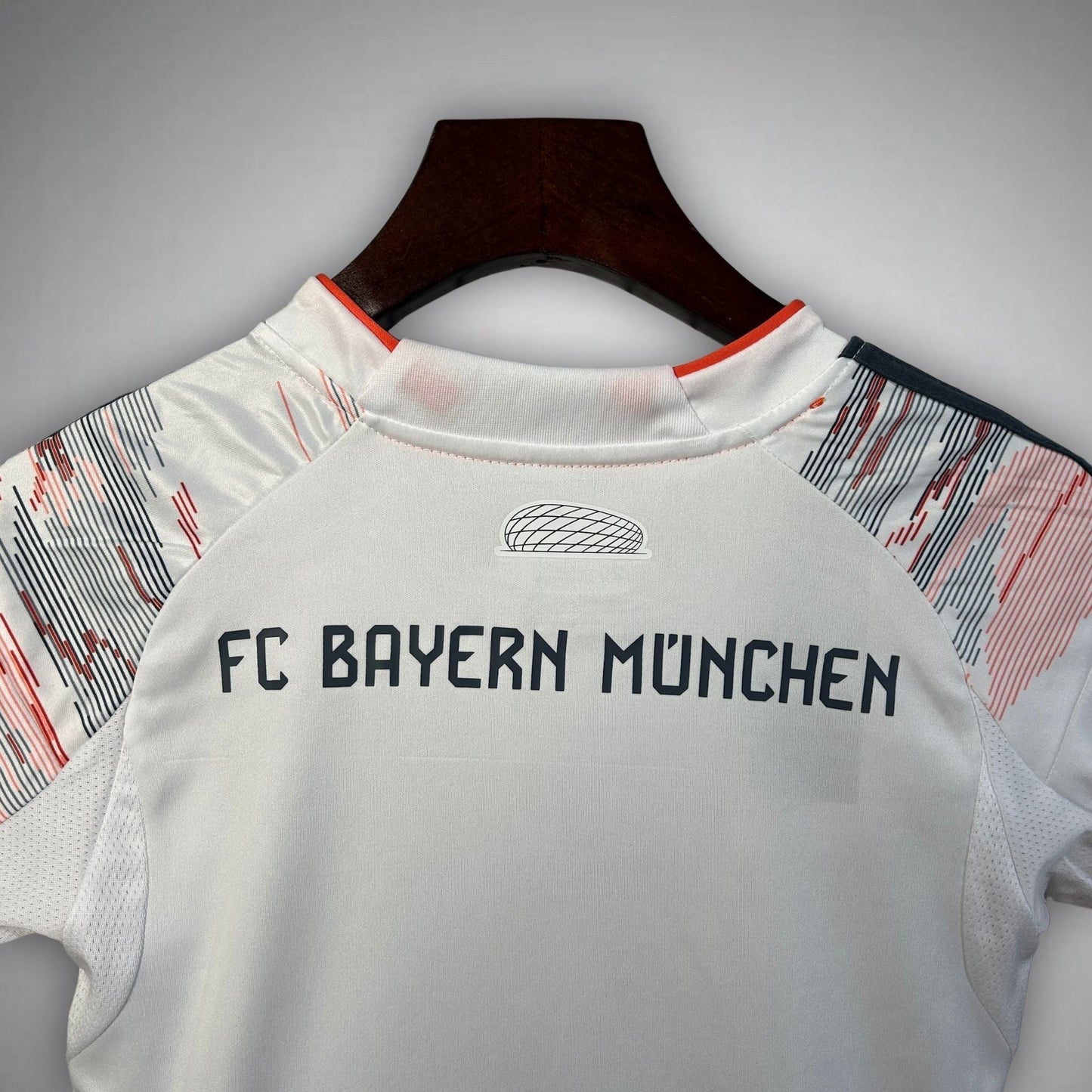25/26 FC Bayern Away Kids Size Kit
