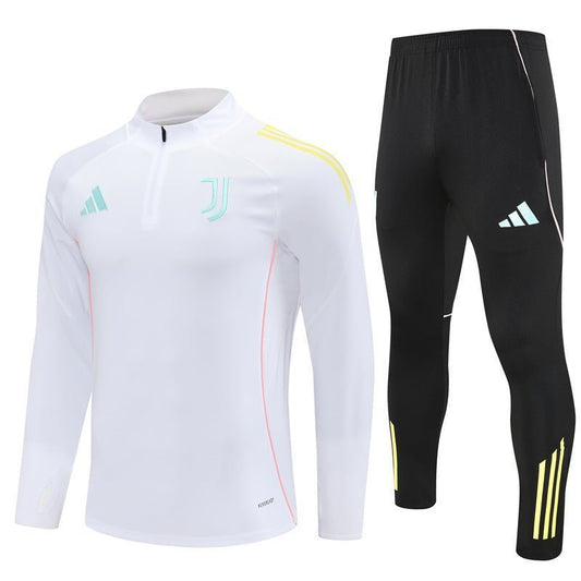 25/26 Juventus Training White Kids Size Tracksuit