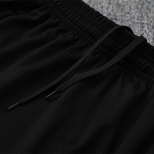 25/26 Liverpool Training White Kids Size Tracksuit