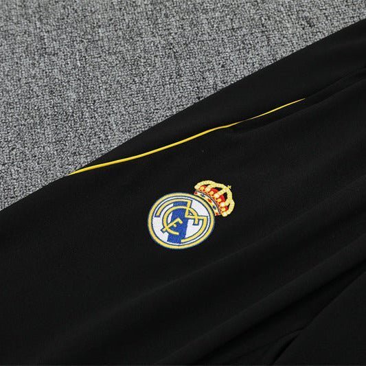 25/26 Real Madrid Home Kids Size Tracksuit