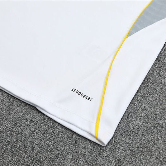 25/26 Real Madrid Home Kids Size Tracksuit