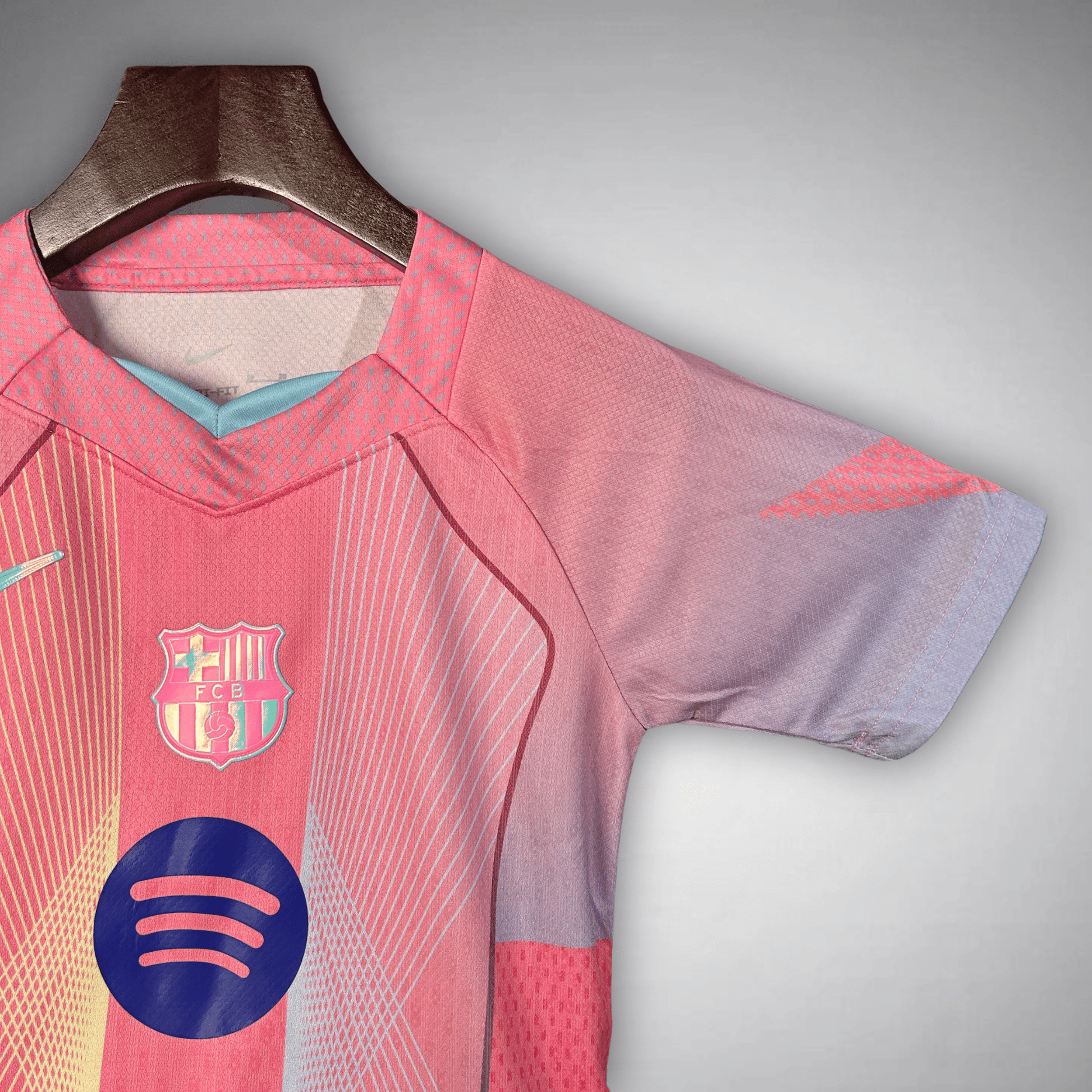 FC Barcelona "Aurora" Premium Kids Size Kit