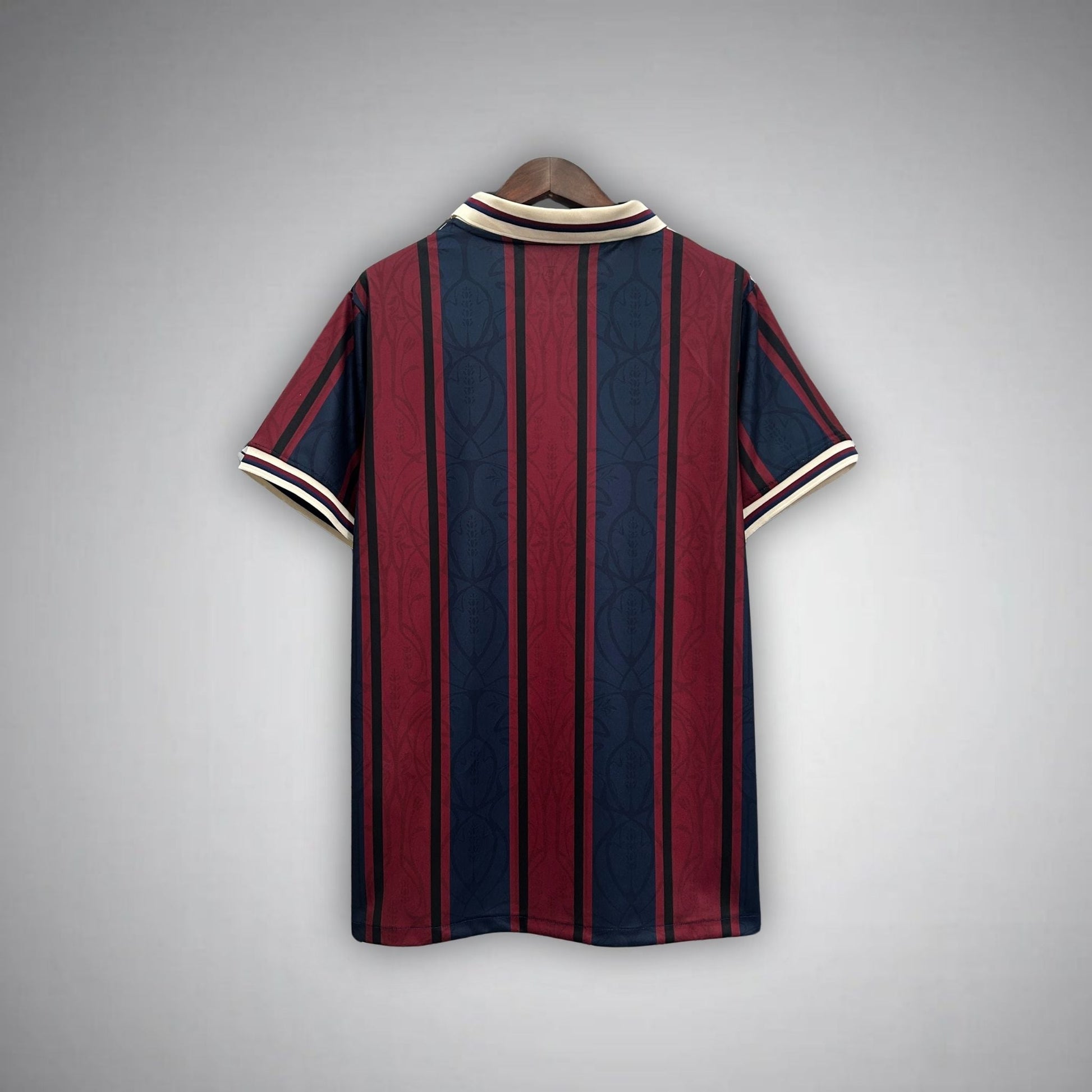 FC Barcelona "Catalan Roots" Premium Kit