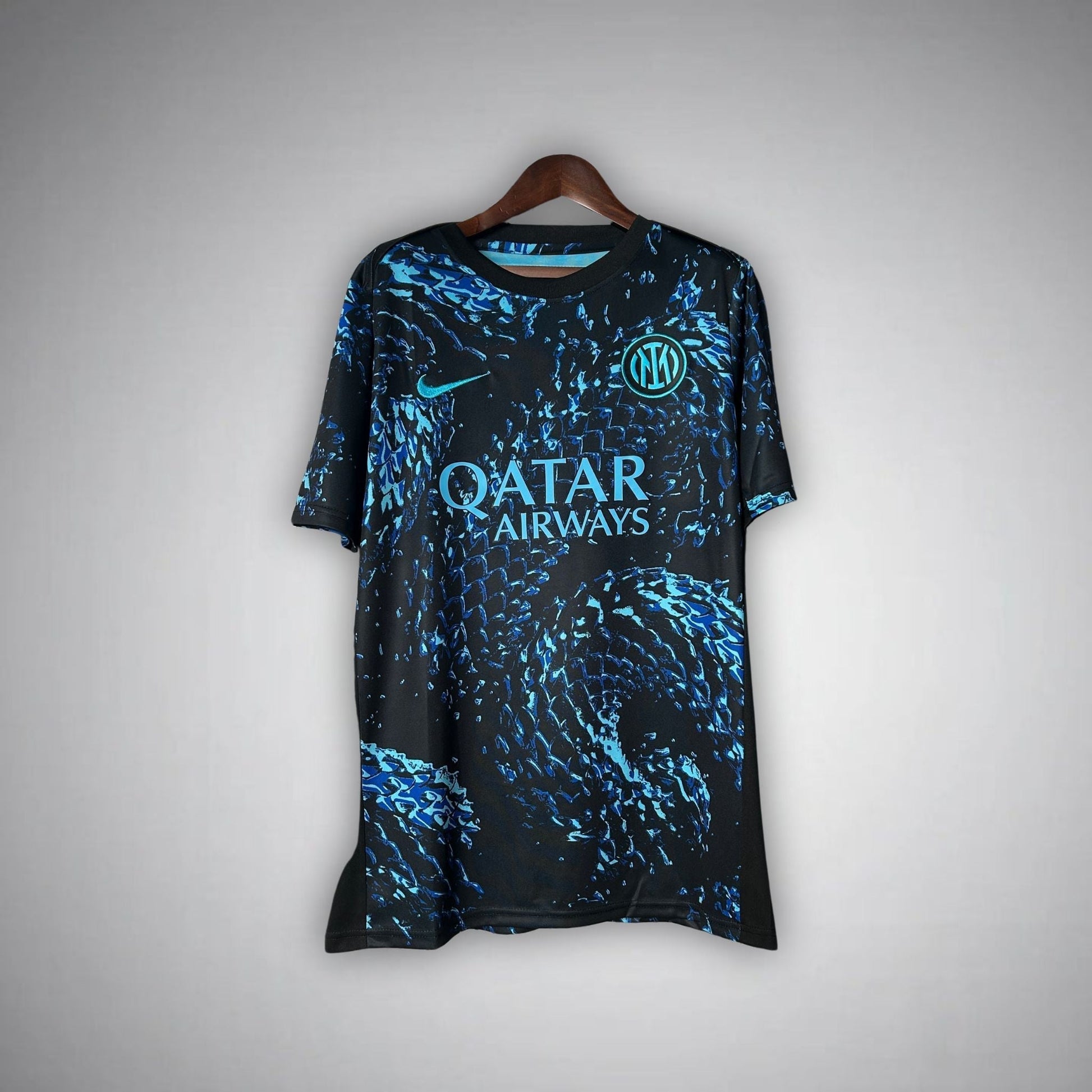 Inter Milan "Veleno Blu" Premium Kit