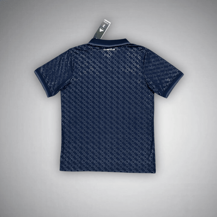 Juventus "Juve Iconica" Premium Kit