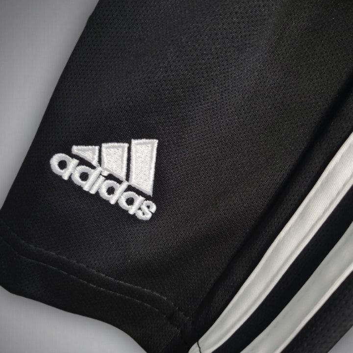 Real Madrid "Dragon Negro" Premium Kids Size Kit