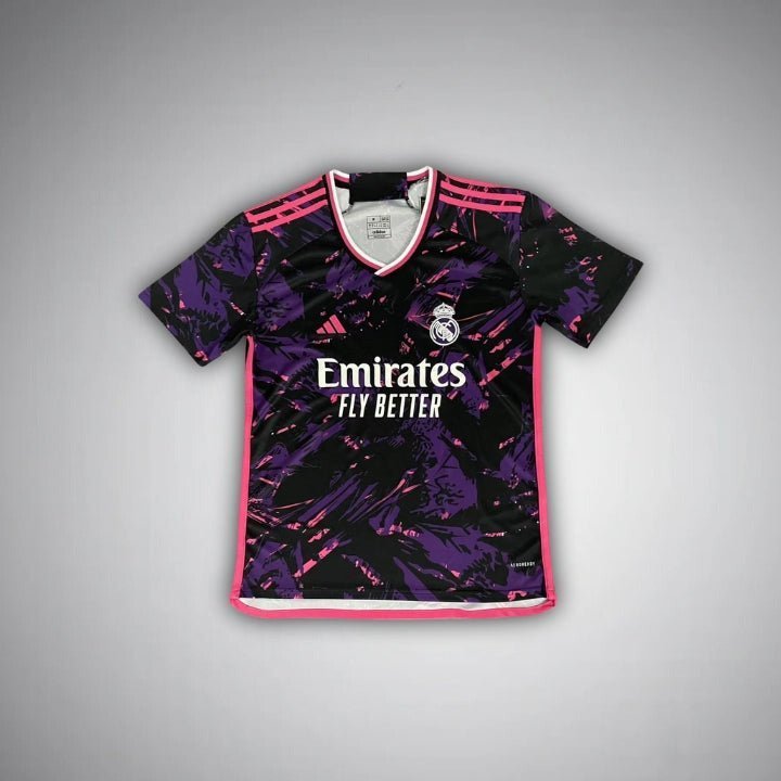 Real Madrid "Madridista" Premium Kit