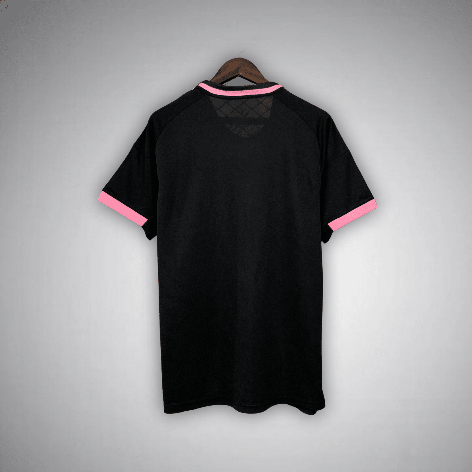 Real Madrid "Pink Kingsnake" Premium Kit