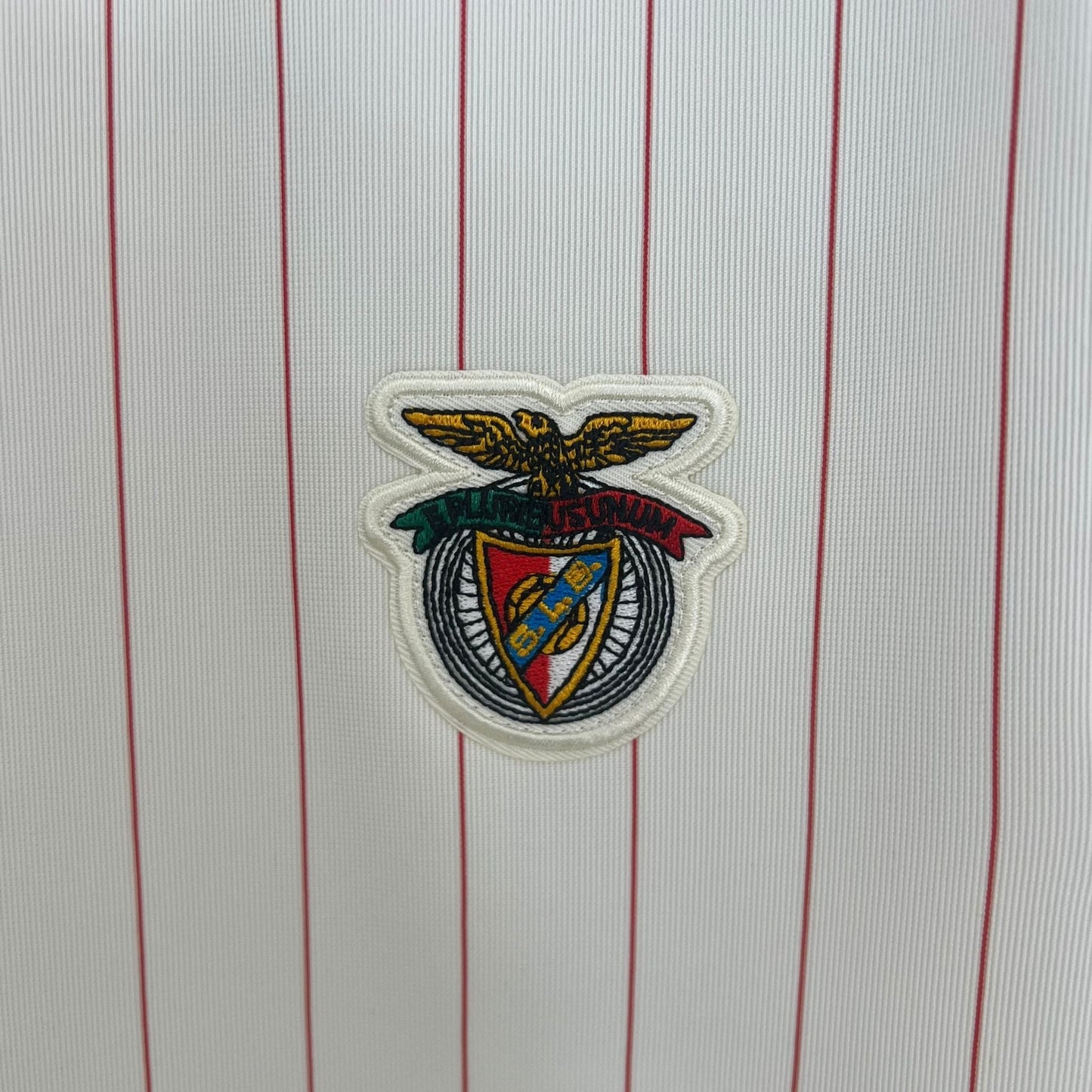 SL Benfica "Retro Stripes" Premium Kit