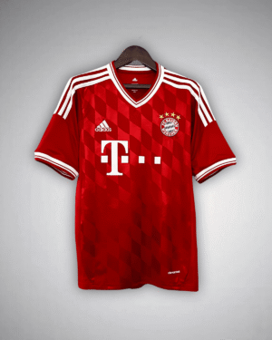 13/14 FC Bayern Home Premium Kit from FootballPrestige.com - Premium Football Kits