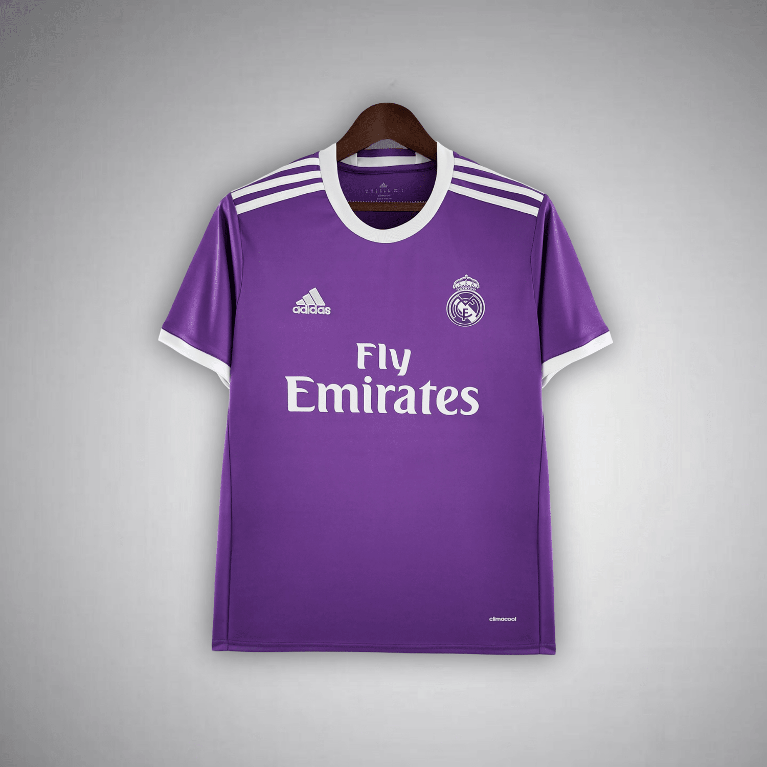 16/17 Real Madrid Away Kit from FootballPrestige.com - Premium Football Kits