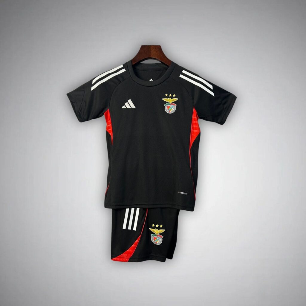 25/26 SL Benfica Training Kids Size Kit from FootballPrestige.com - Premium Football Kits